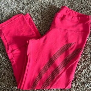 Vibrant Pink High-Waist Leggings with Diagonal Stripes